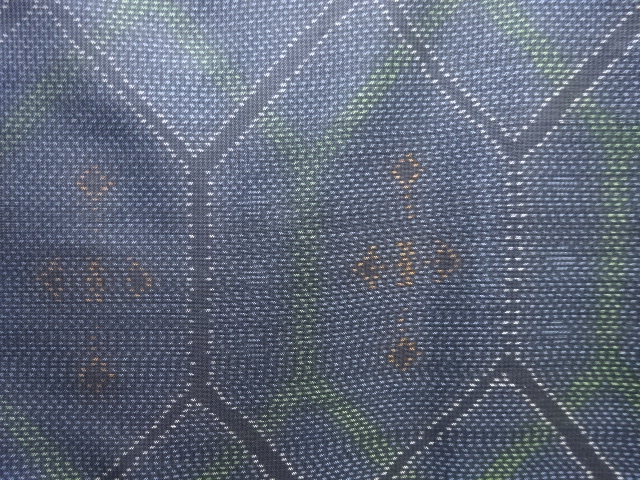 JAPANESE KIMONO / ANTIQUE KIMONO / SILK / DORO OSHIMA TSUMUGI / WOVEN GEOMETRIC